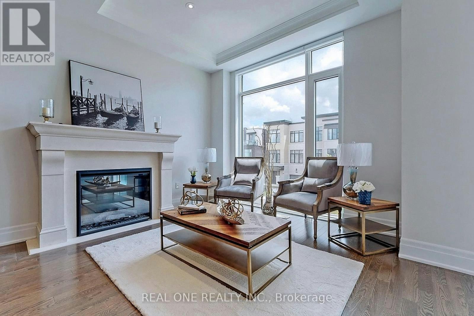 107 Carrville Woods Circle, Vaughan, ON, L6A 4Z6 - 8