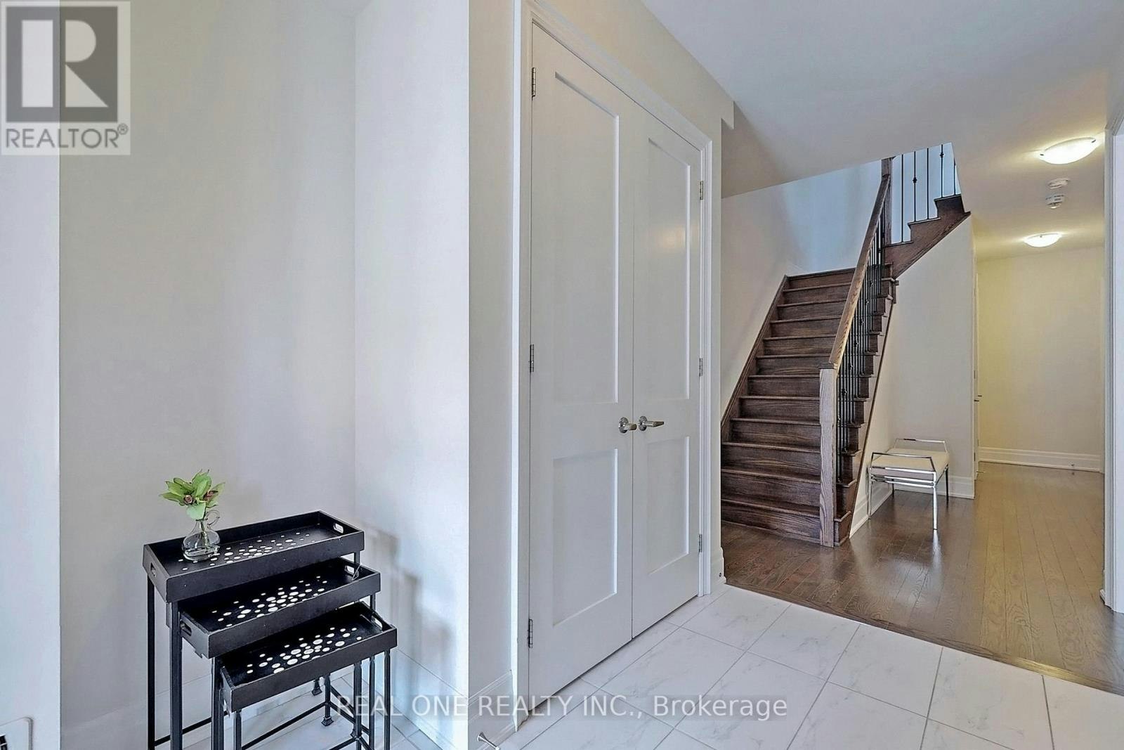 107 Carrville Woods Circle, Vaughan, ON, L6A 4Z6 - 27