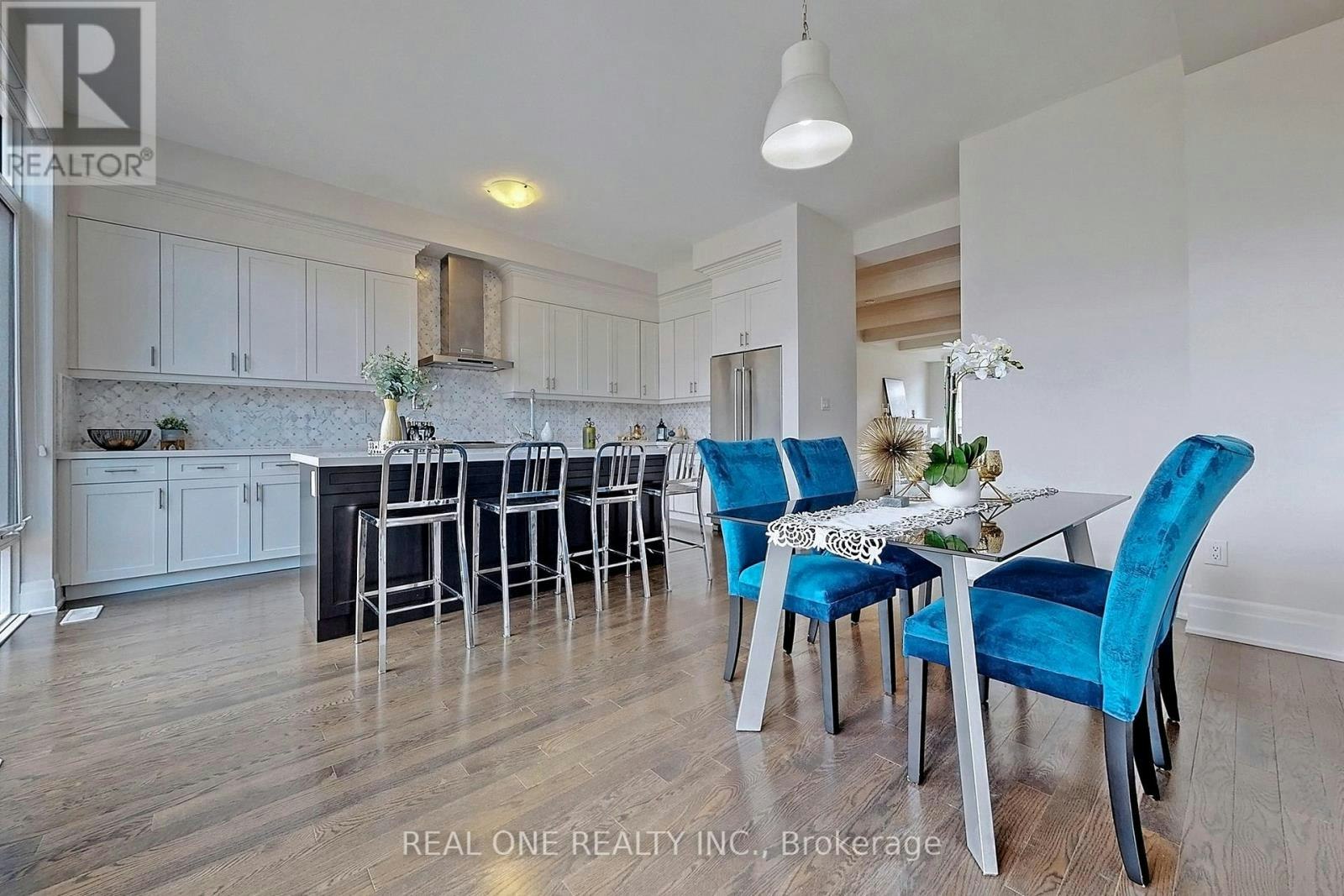 107 Carrville Woods Circle, Vaughan, ON, L6A 4Z6 - 16