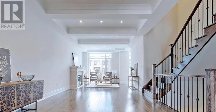 107 Carrville Woods Circle, Vaughan, ON, L6A 4Z6 - 7