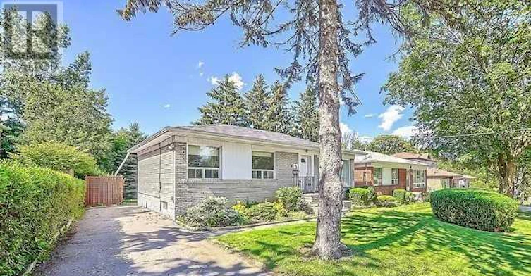 LOWER LEVEL-43 Boothbay Crescent, Newmarket, ON, L3Y 1Y6 - 2