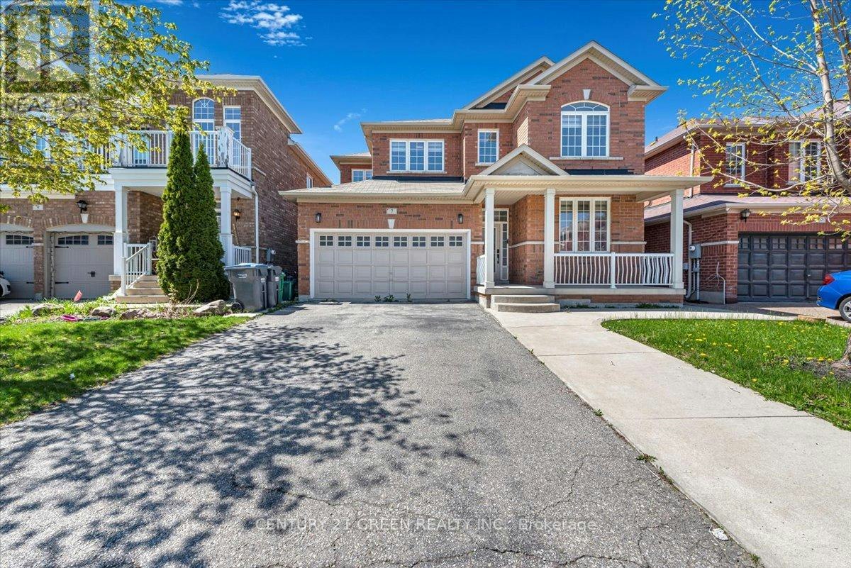 7 Accent Circle, Brampton, ON, L7A 0L2