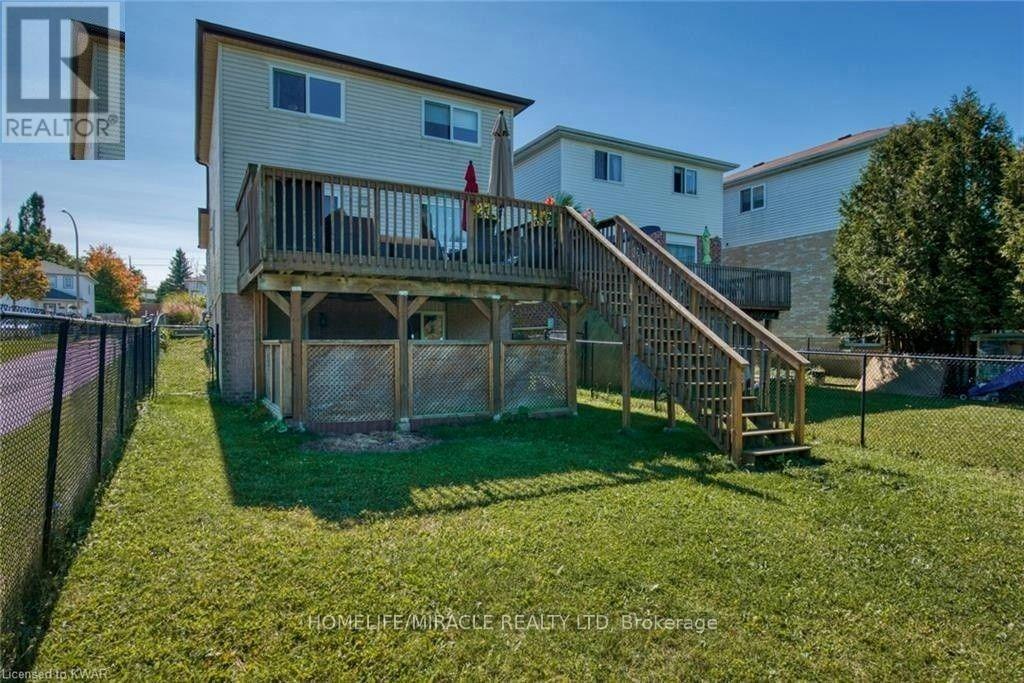 352 Bankside Drive, Kitchener, ON, N2N 3K1 - 18