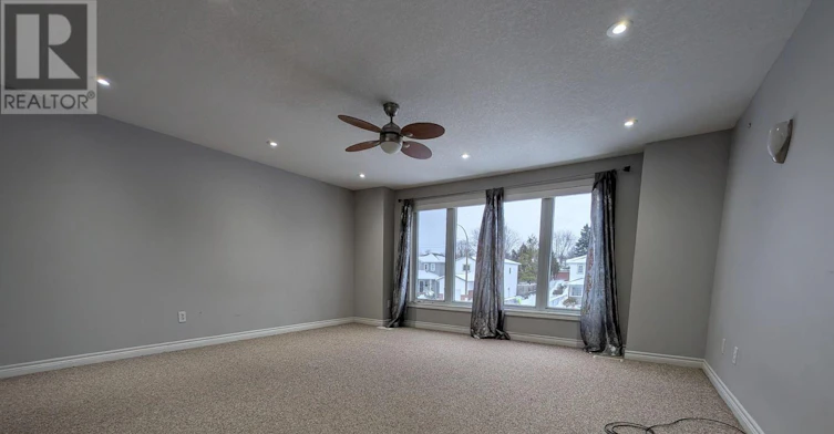 352 Bankside Drive, Kitchener, ON, N2N 3K1 - 7