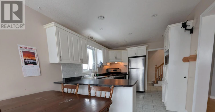 352 Bankside Drive, Kitchener, ON, N2N 3K1 - 4