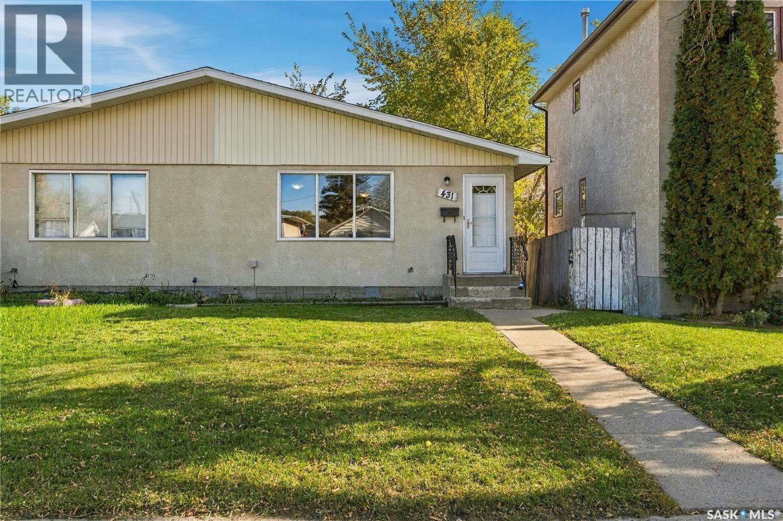 431 York Street, Regina, SK, S4R 4W7