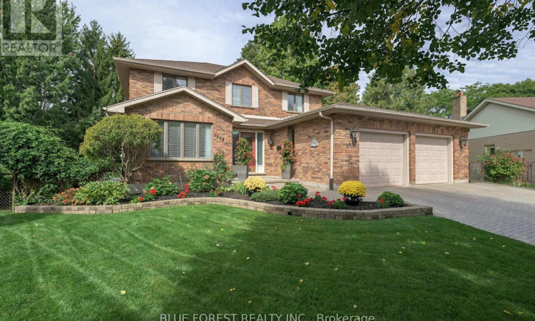 1039 Country Club Court