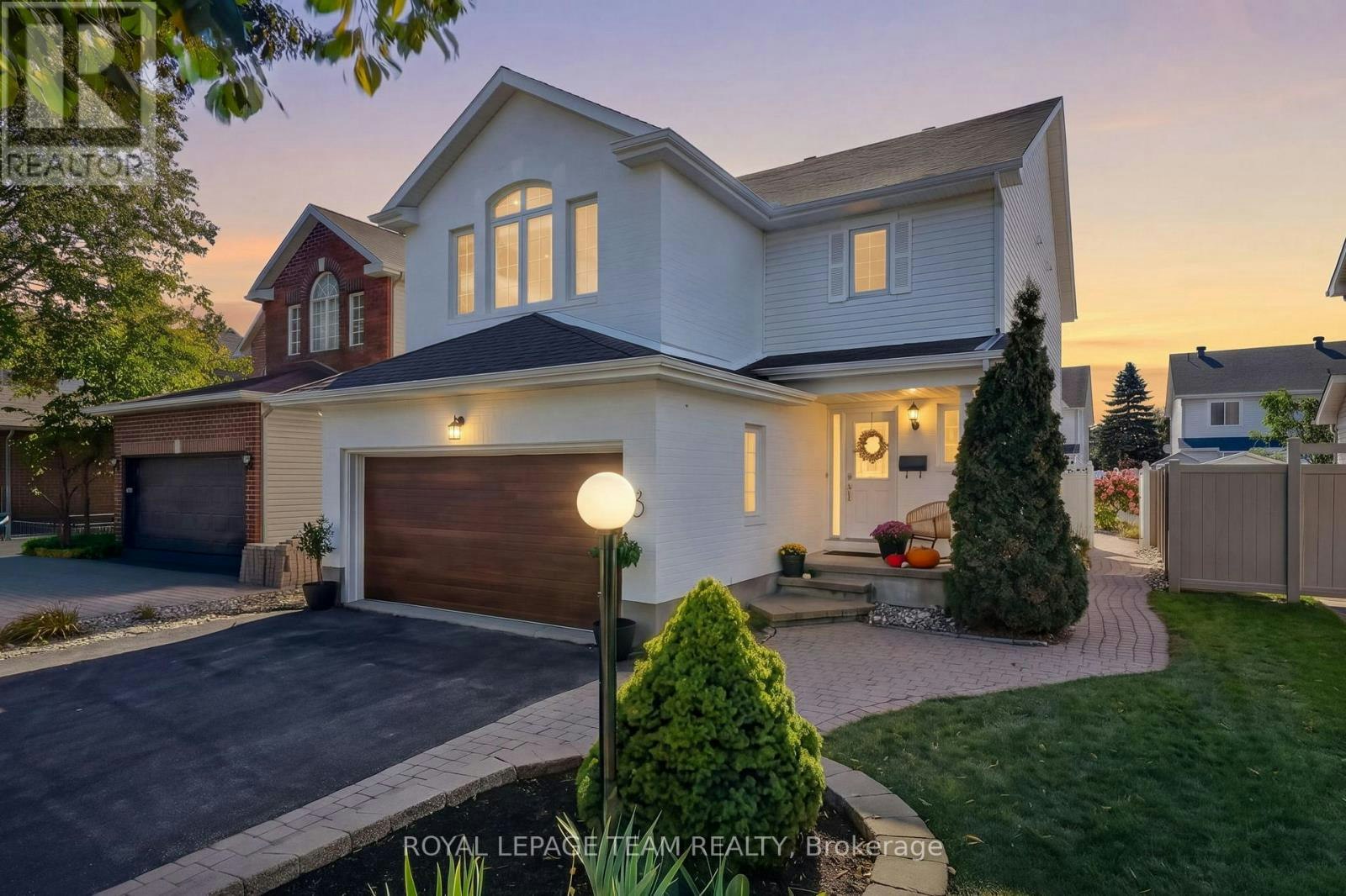 8 Oriska Way, Ottawa, ON, K2J 4N7