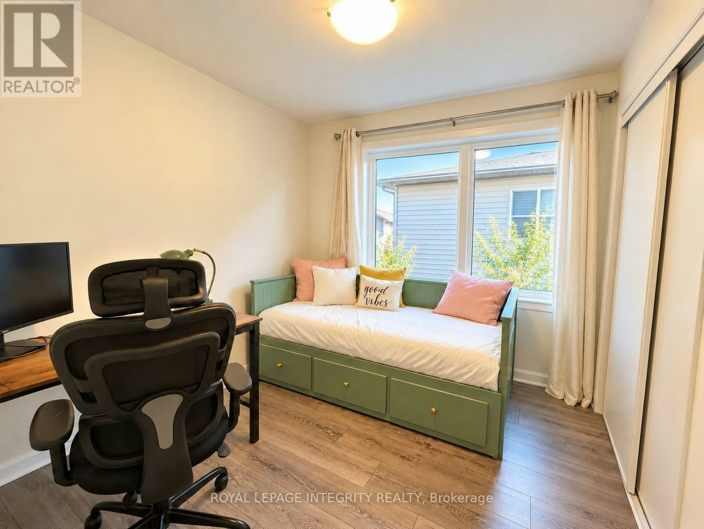 323 Gisborne Place, Ottawa, ON, K2W 0L2 - 13