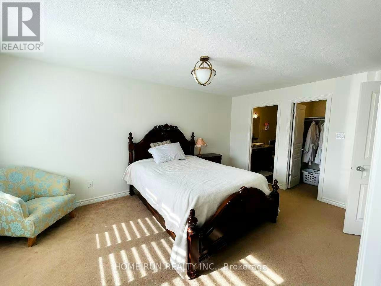 245 Badgeley Circle, Ottawa, ON, K2T 0B8 - 13