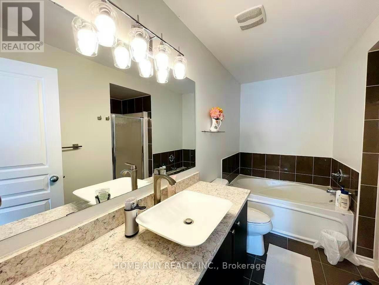 245 Badgeley Circle, Ottawa, ON, K2T 0B8 - 16