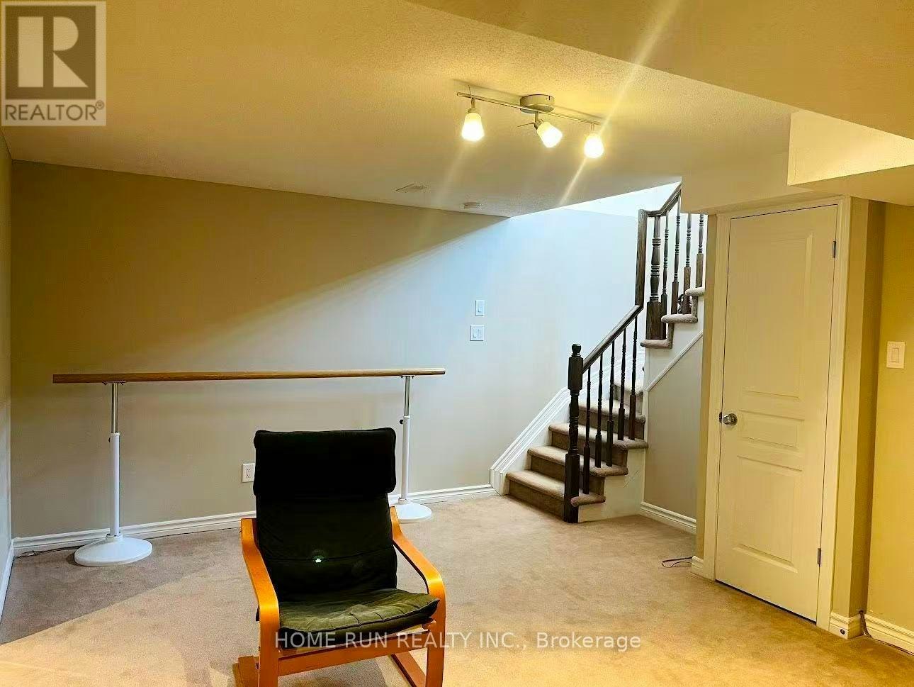 245 Badgeley Circle, Ottawa, ON, K2T 0B8 - 19