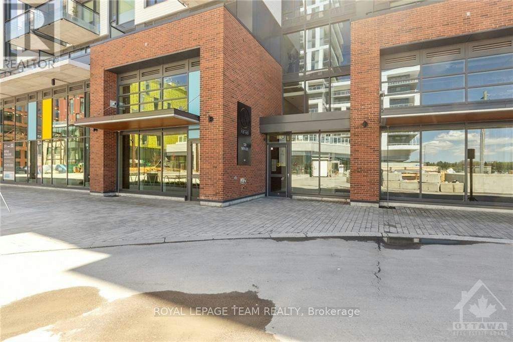 303-320 Miwate Private, Ottawa, ON, K1R 0E1 - 2