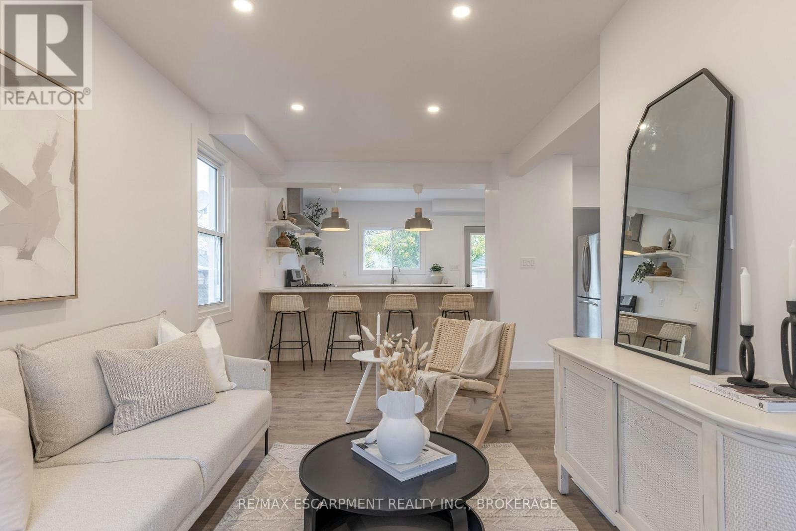 MAIN-50 Fifth Street, Welland, ON, L3B 4Z5 - 5