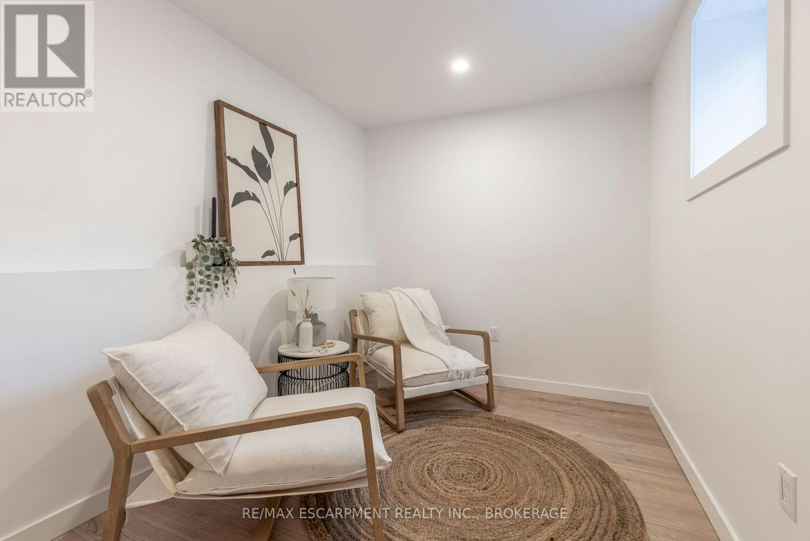 MAIN-50 Fifth Street, Welland, ON, L3B 4Z5 - 16