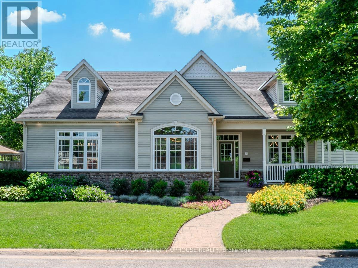 45 Oarsman Crescent, St. Catharines, ON, L2N 6S7