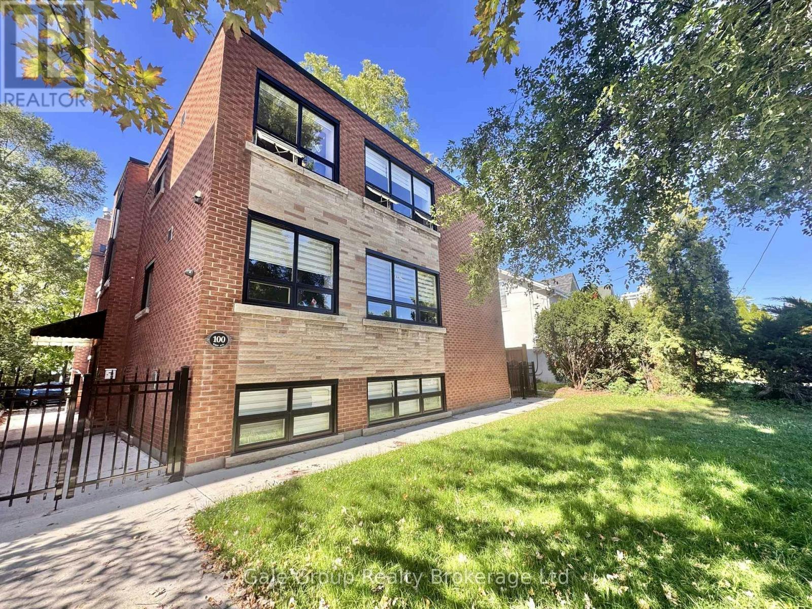 2-100 West Avenue S, Hamilton, ON, L8N 2S3