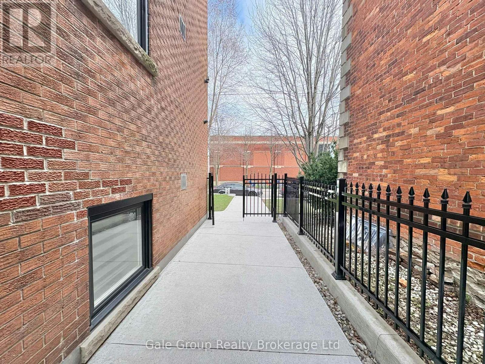2-100 West Avenue S, Hamilton, ON, L8N 2S3 - 4