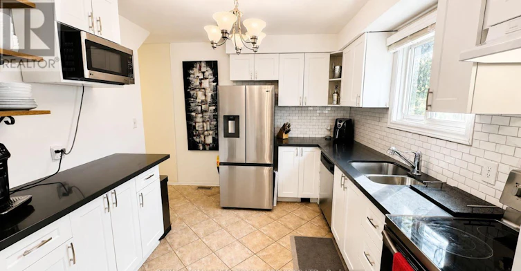 49 Lowder Place, Whitby, ON, L1N 8B8 - 8