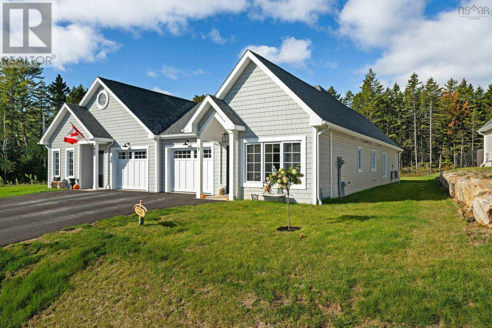9 Chester Hills Drive, East Chester, NS, B0J 1J0