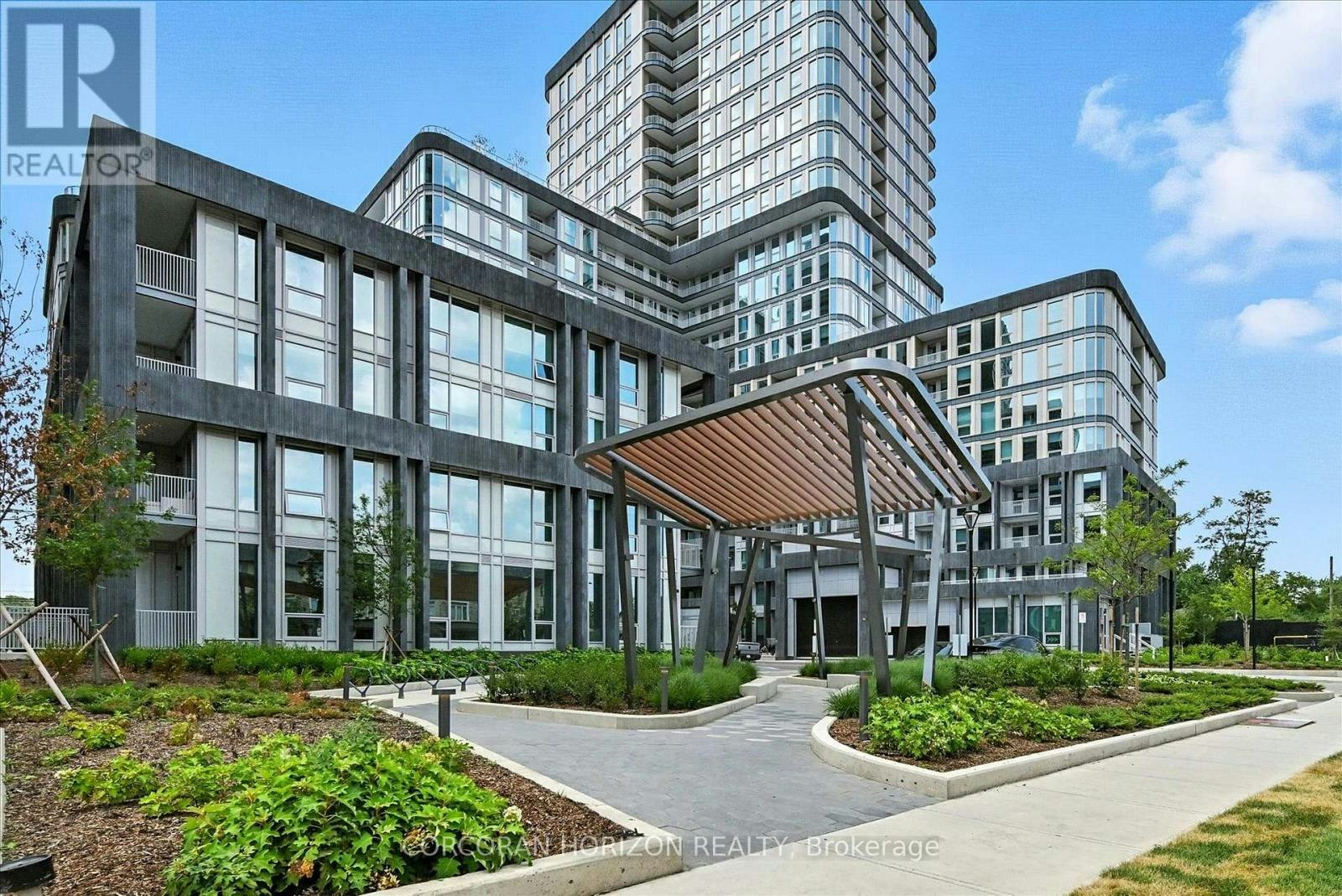 312-3240 William Coltson Avenue, Oakville, ON, L6H 8C8 1