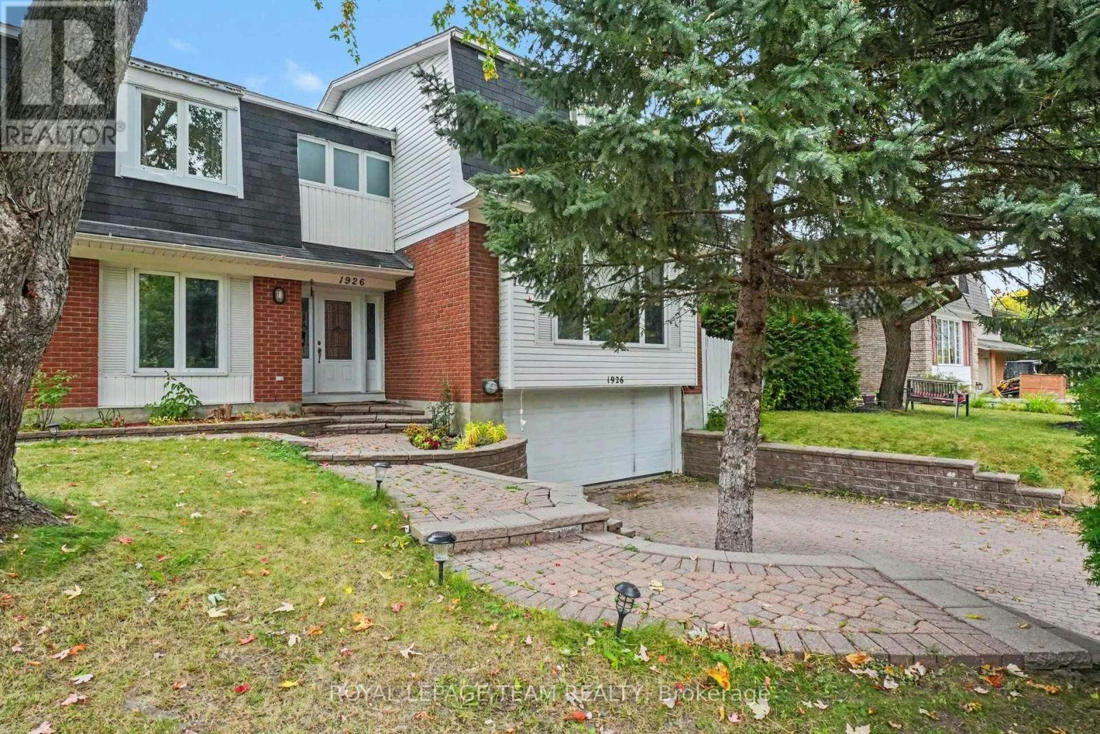 1926 Marquis Avenue, Ottawa, ON, K1J 8J2