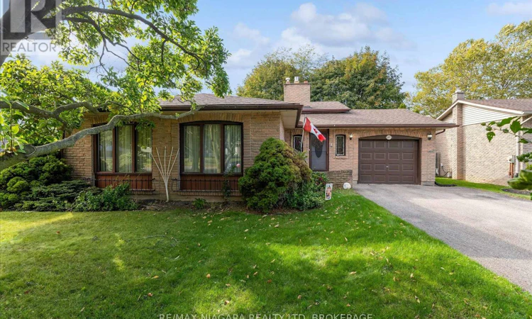 107 Glenayr Place