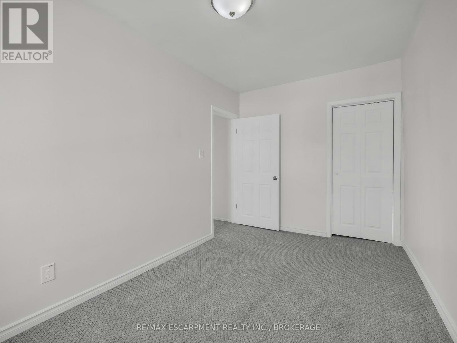 UPPER-7 Maitland Street, Thorold, ON, L2V 3A4 - 4