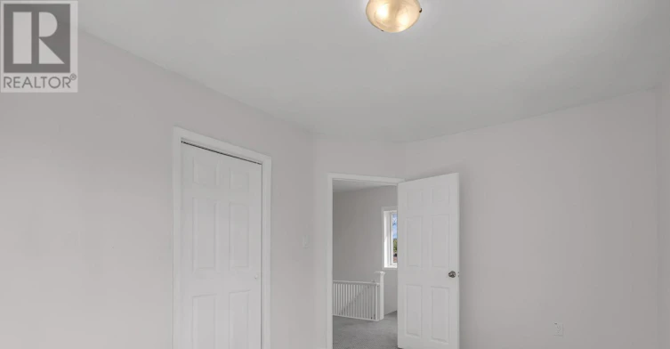UPPER-7 Maitland Street, Thorold, ON, L2V 3A4 - 7