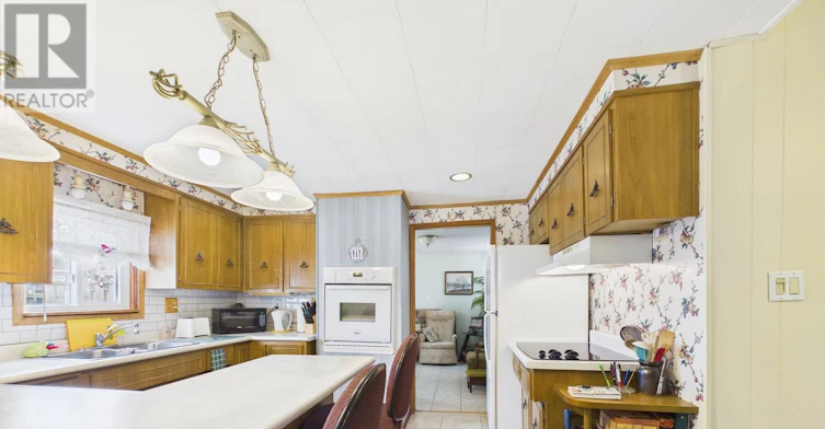350 St Albert Street, Kincardine, ON, N2Z 2T8 - 2