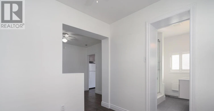 1B-8 Brookmount Road, Toronto, ON, M4L 3N1 - 10