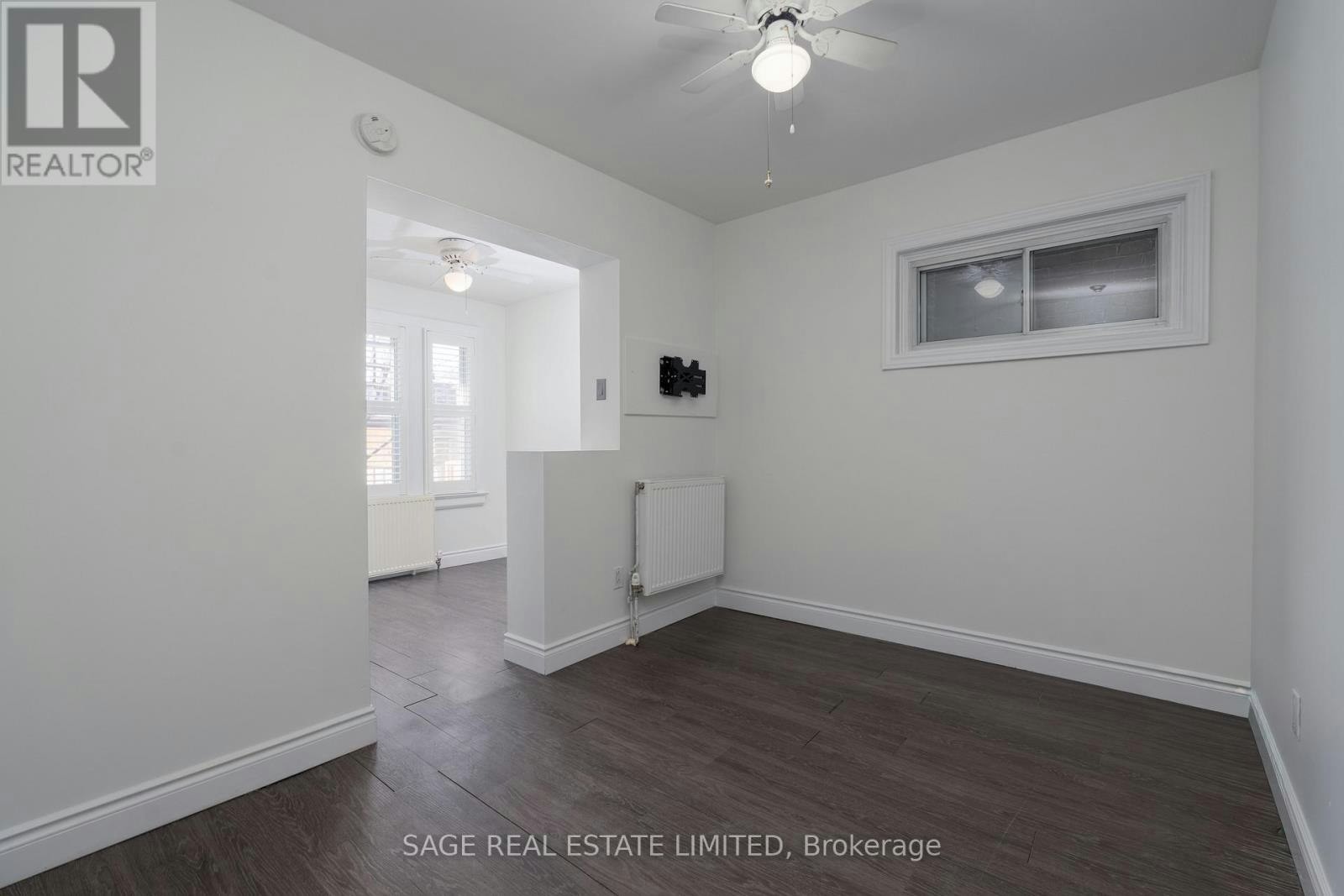 1B-8 Brookmount Road, Toronto, ON, M4L 3N1 - 5