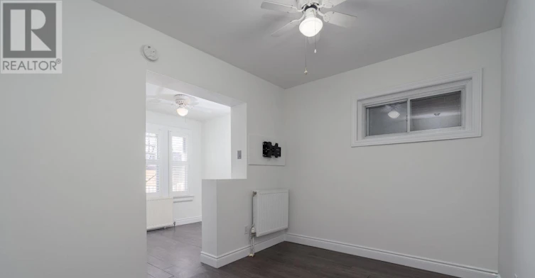 1B-8 Brookmount Road, Toronto, ON, M4L 3N1 - 5