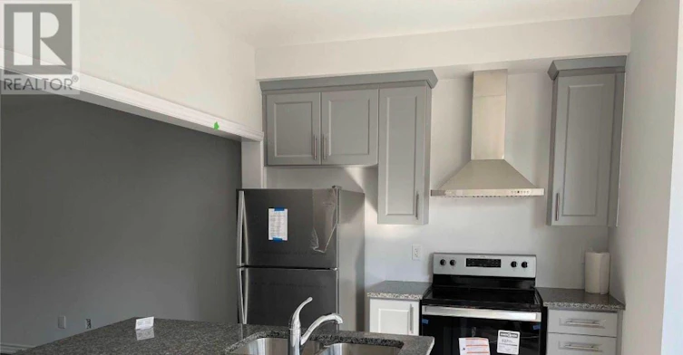 10 Savino Drive, Brampton, ON, L6Z 0J5 - 2