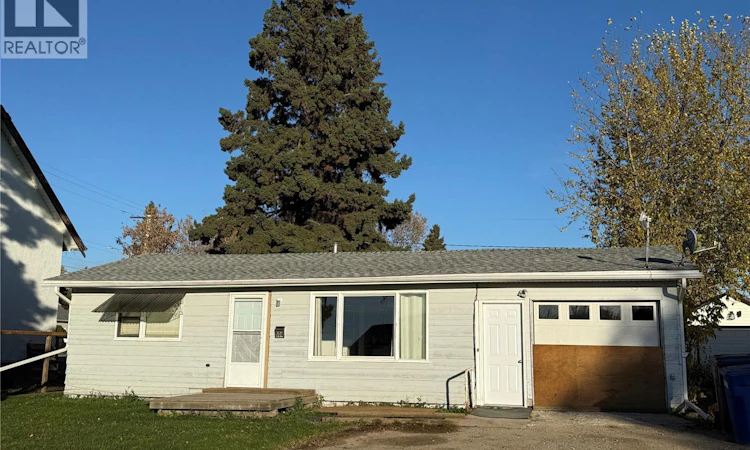 504 3rd Street W