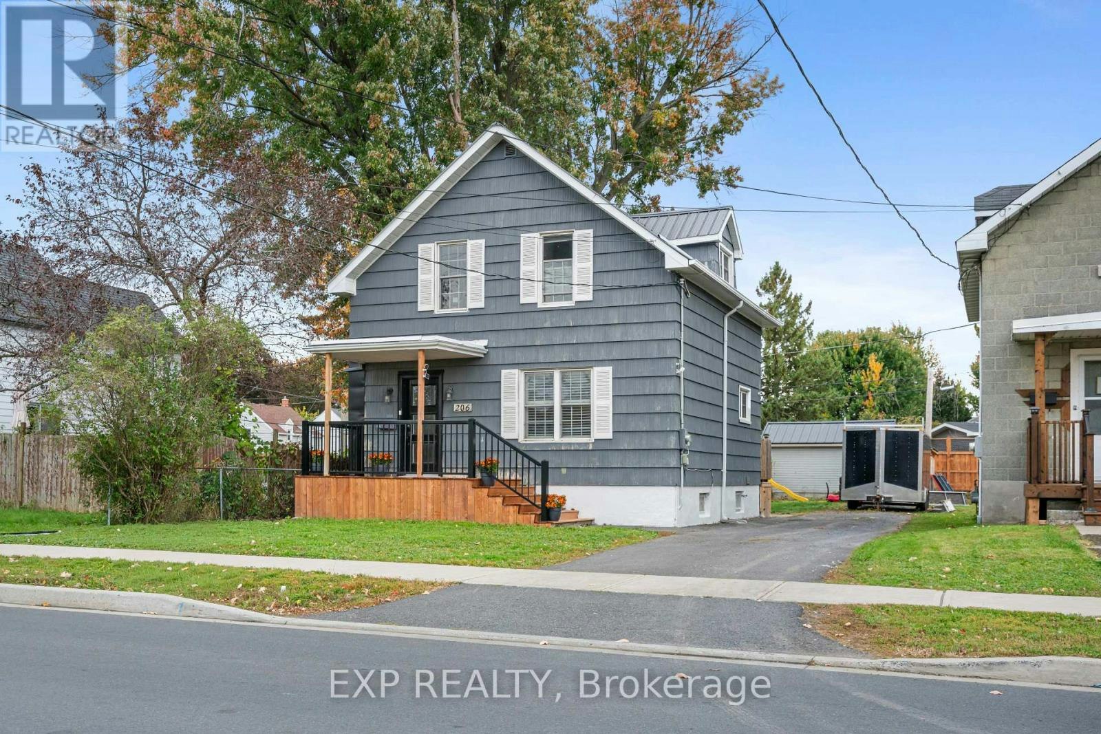 206 Fifth Street W, Cornwall, ON, K6J 2V1