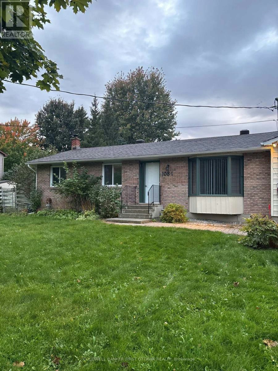 1084 Eadie Road, Russell, ON, K4R 1C3