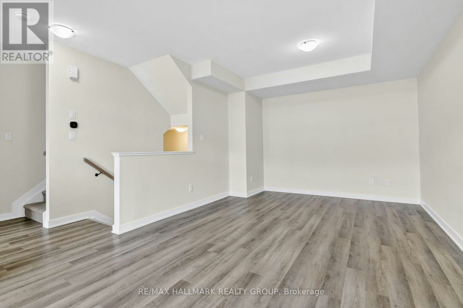 402 Jewelwing Private, Ottawa, ON, K1X 0M7 - 5