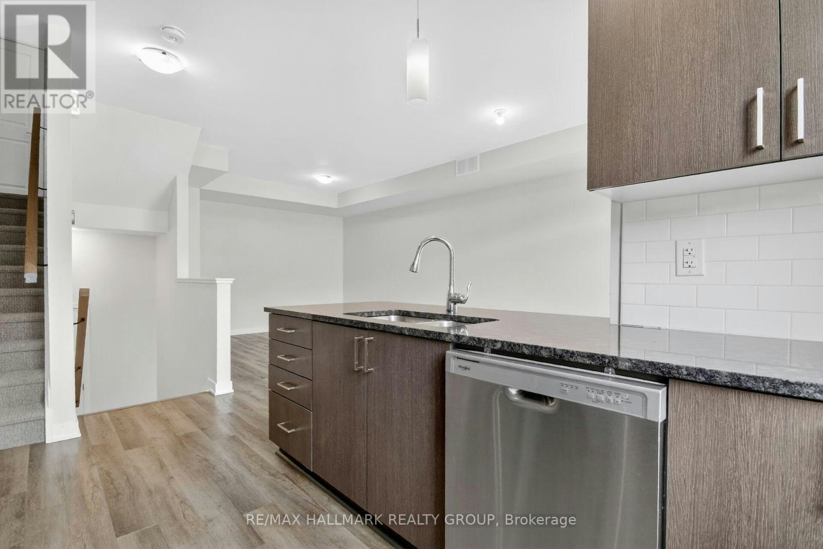 402 Jewelwing Private, Ottawa, ON, K1X 0M7 - 18