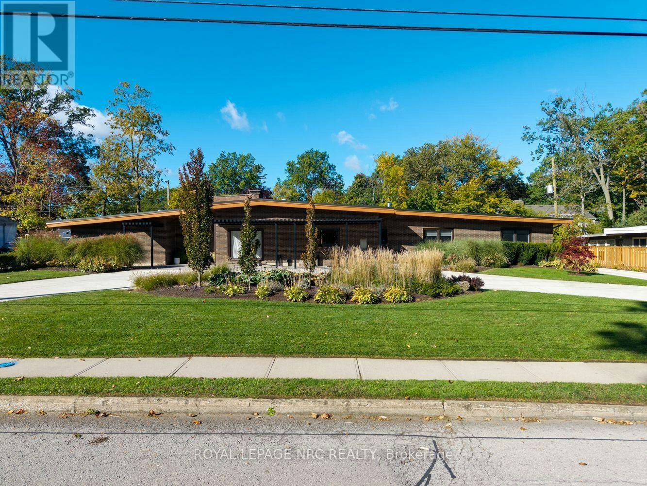 100 Marsdale Drive, St. Catharines, ON, L2T 3S9