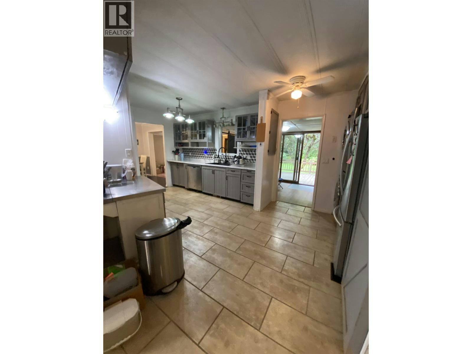 3927 Crescentview Avenue, Terrace, BC, V8G 3V9 - 7