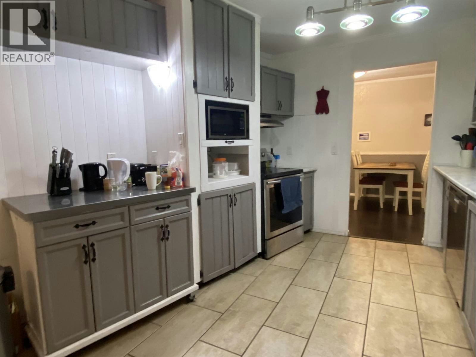 3927 Crescentview Avenue, Terrace, BC, V8G 3V9 - 11