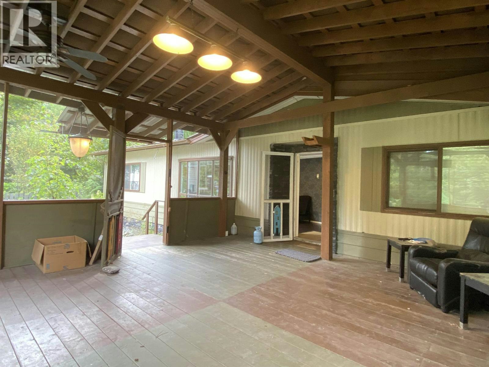 3927 Crescentview Avenue - 3