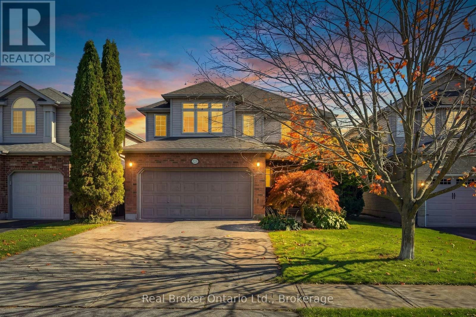225 Summerfield Drive, Guelph, ON, N1L 1L5
