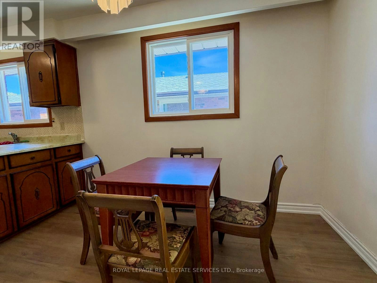 UPPER-66 Terryhill Crescent, Toronto, ON, M1S 3X5 - 10