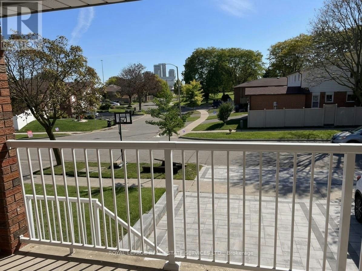 UPPER-66 Terryhill Crescent, Toronto, ON, M1S 3X5 - 8
