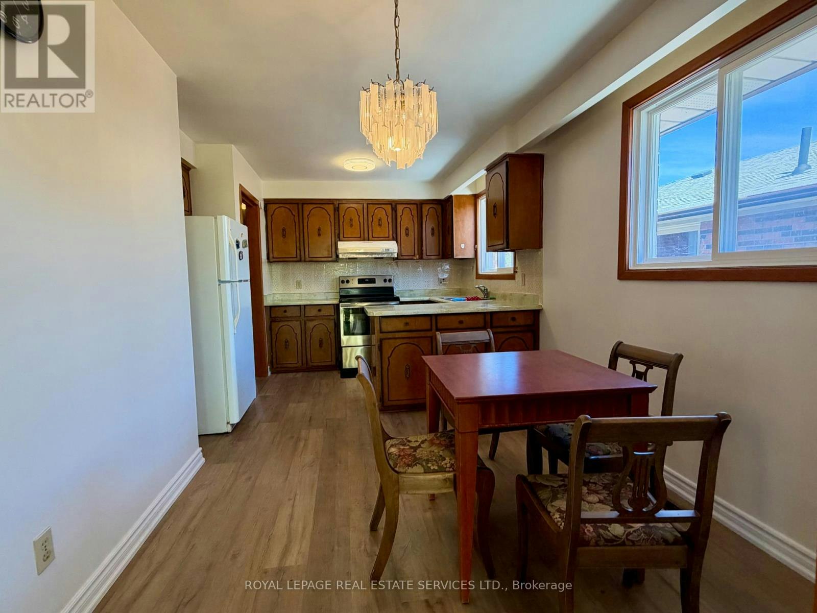 UPPER-66 Terryhill Crescent, Toronto, ON, M1S 3X5 - 9