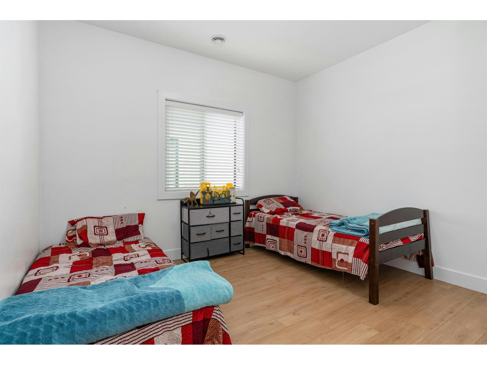 18470 64 Avenue, Surrey, BC, V3S 8J6 - 11