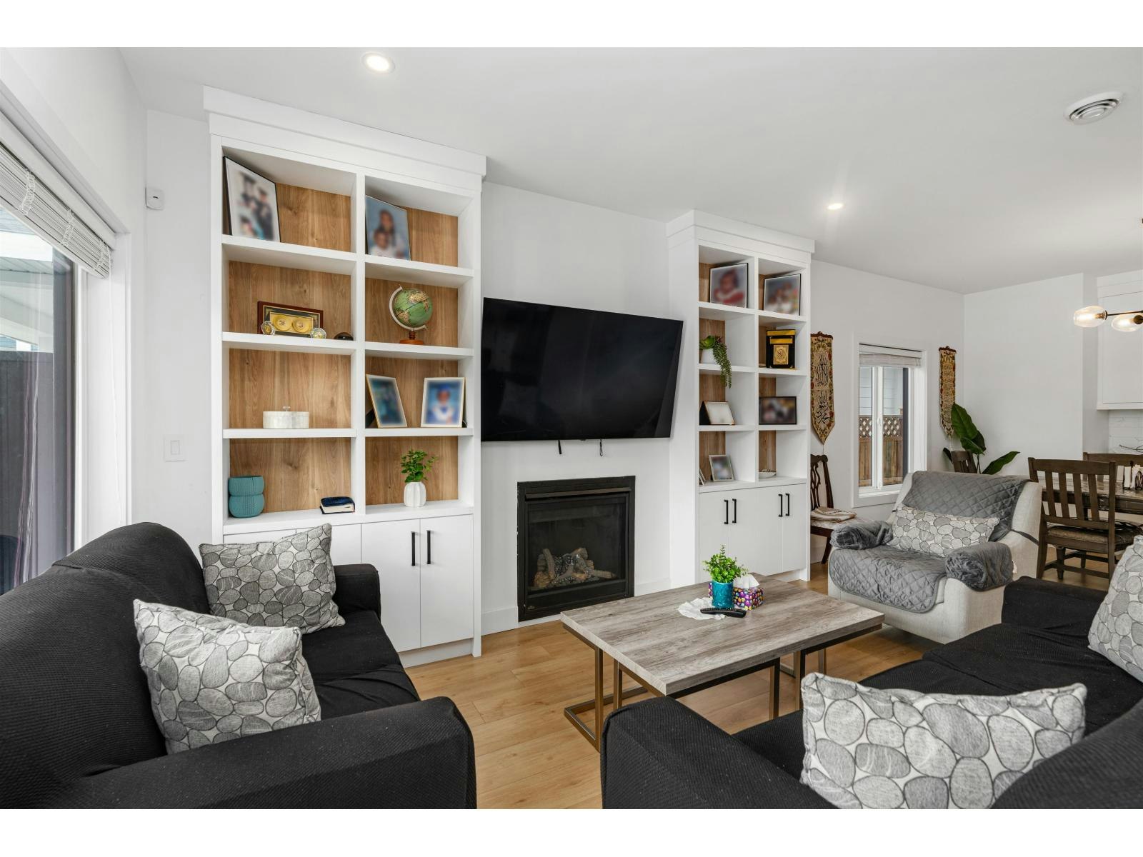 18470 64 Avenue - 2
