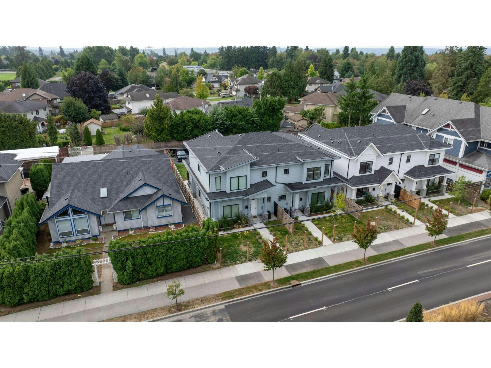 18470 64 Avenue, Surrey, BC, V3S 8J6 - 22